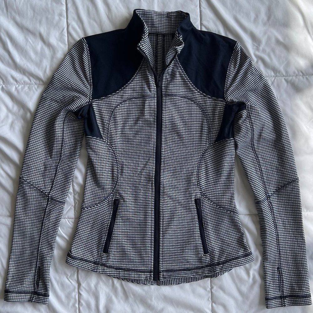 Lululemon Checkered Pattern Defined Jacket Women’… - image 1